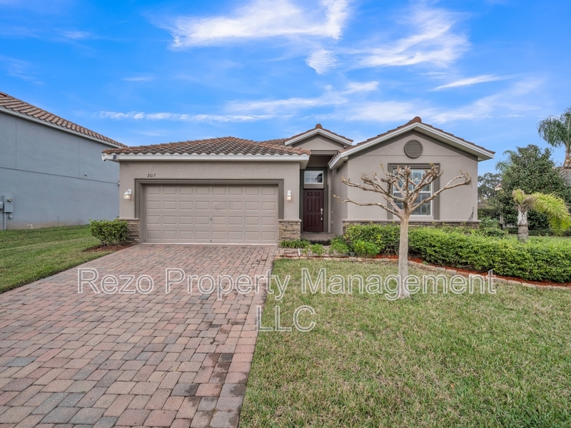 Foto principal - 2017 Lakeside Ave