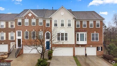 Building Photo - 45773 Smoketree Terrace
