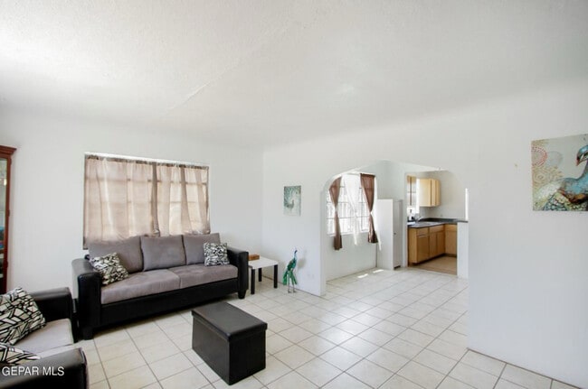 Foto del edificio - 4305 Frankfort Ave