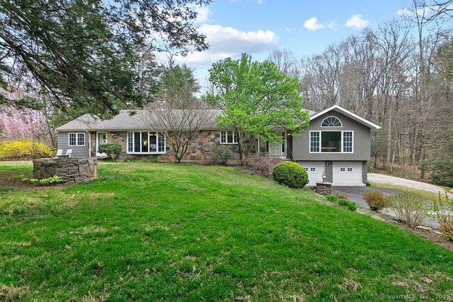 Photo - 14 Ridgewood Rd House