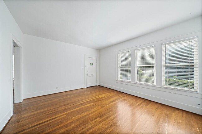 Foto del edificio - 1206 Crocker St