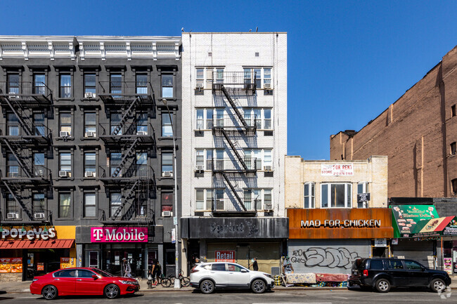 Building Photo - 1912 3rd Ave