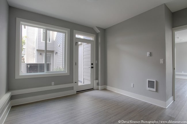 Foto del edificio - 680 NE Webster St