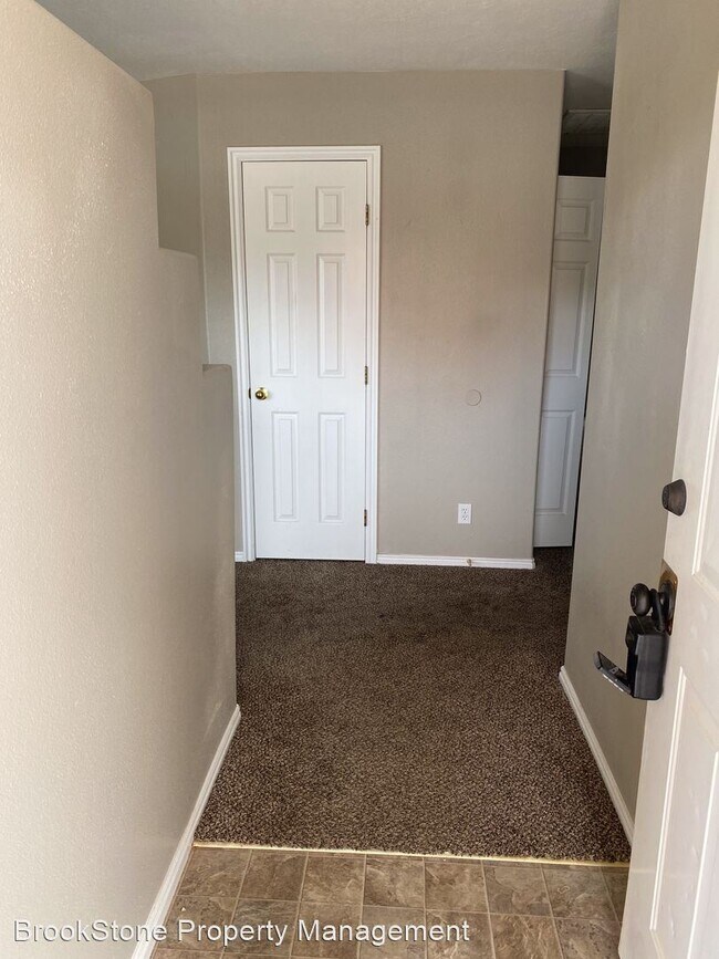 Foto del edificio - 2 br, 1 bath House - 211 West 200 South A