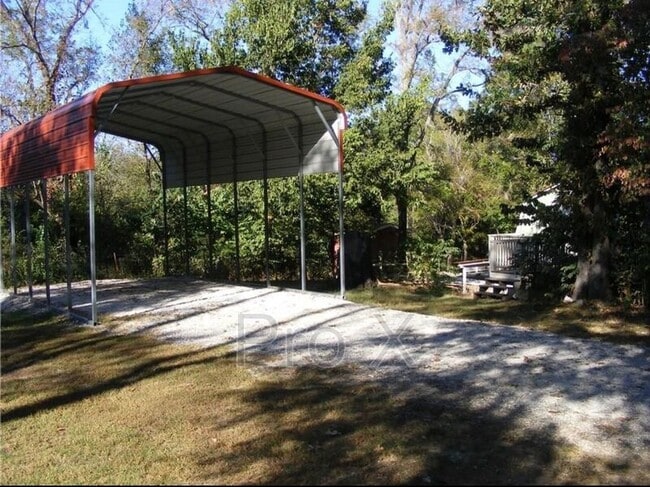 Foto del edificio - 4400 Hilltop Dr