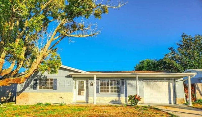 Building Photo - 3330 Rosefield Dr