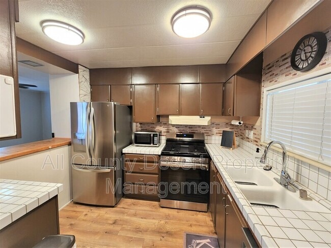 Building Photo - 33860 Westchester Dr