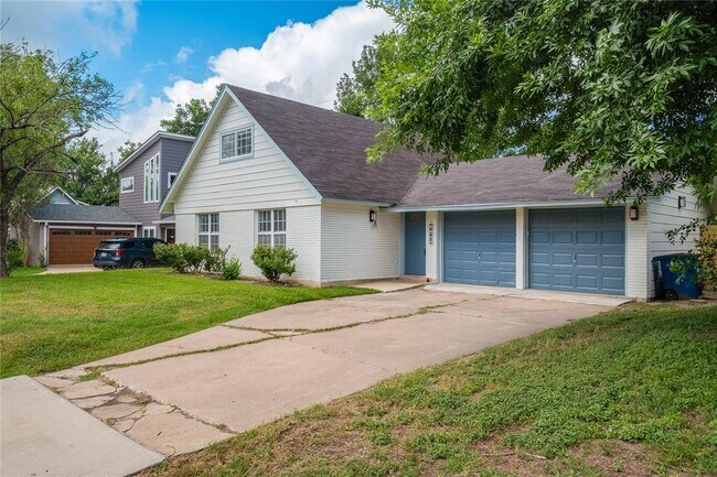 Foto del edificio - 5504 Coventry Ln