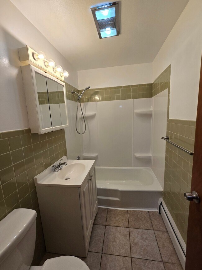 Foto del edificio - 2311 Reed Ave