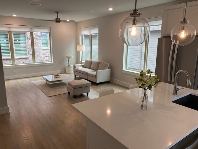 Living Room - 1802 Deacon Hl Ct