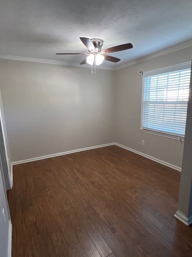 Foto del edificio - 540 Oak Meadow Ln