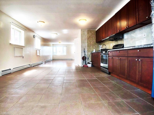 Foto del edificio - 3 br, 2 bath Duplex - 2245 Ryder St