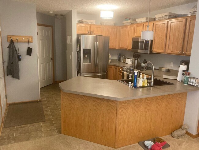 Foto del edificio - 3 Bedroom River Falls Townhome