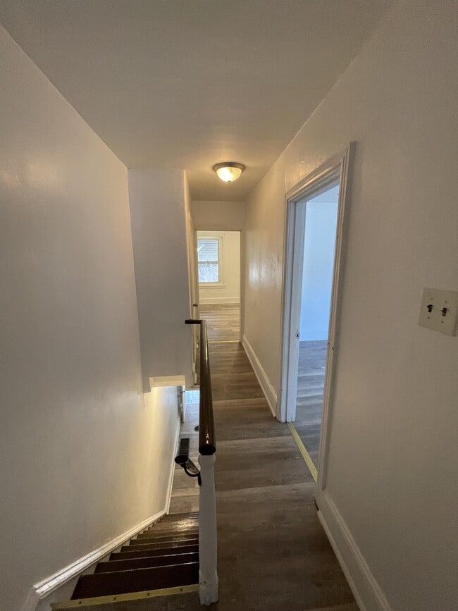 Foto del edificio - 412 N Holly St