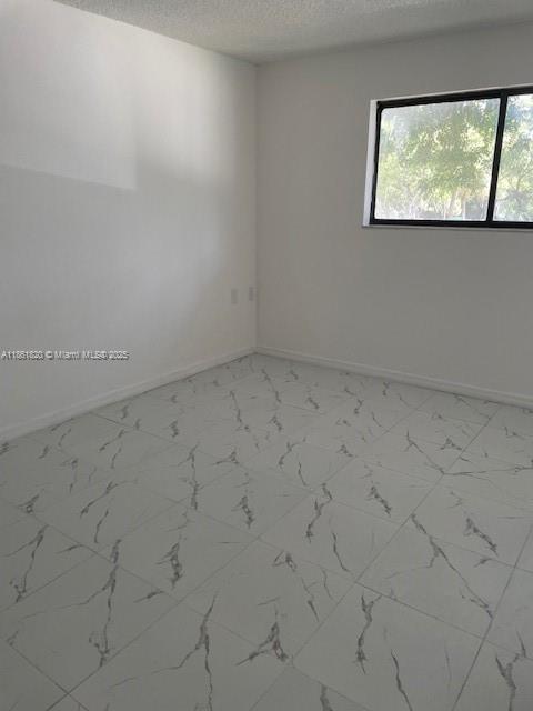 Foto del edificio - 6975 NW 179th St