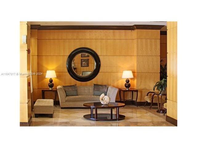 Foto del edificio - 19390 Collins Ave