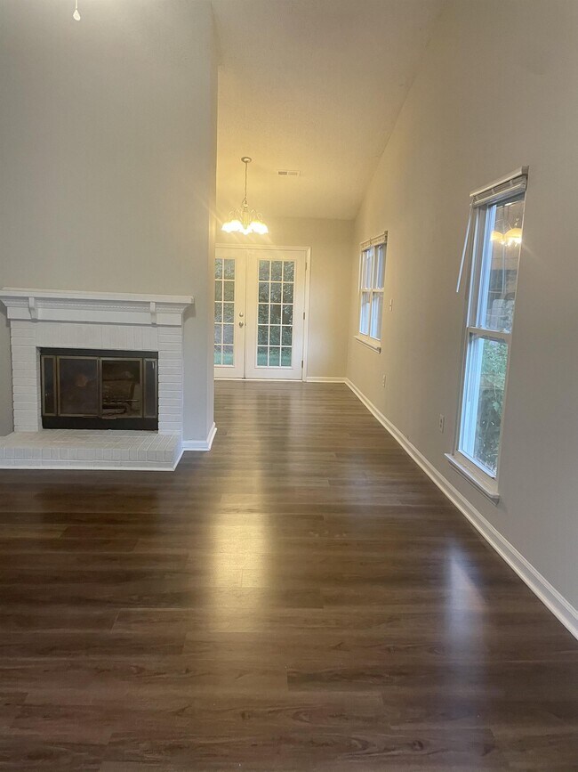Building Photo - 12645 Delman Ln