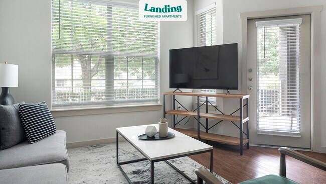 Foto del edificio - 10800 Lakeline Blvd