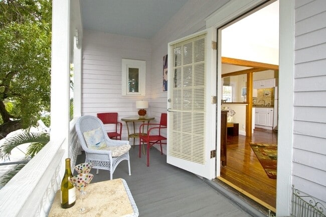 Foto del edificio - Furnished Studio Apartment in Old Town