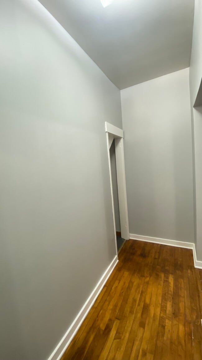 Foto del edificio - 2641 W Haddon Ave