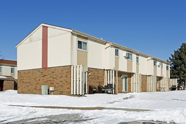North Towne Village 101 Silverside Dr Toledo OH 43612 Apartments com North Towne Village 101 Silverside Dr Toledo OH 43612 Apartments com