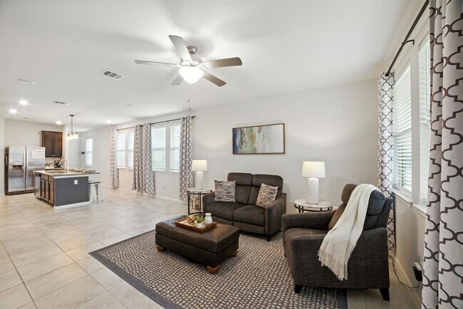 Foto del edificio - 324 Mountain Valley St