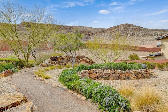 Foto del edificio - 10551 Tranquil Glade Ln