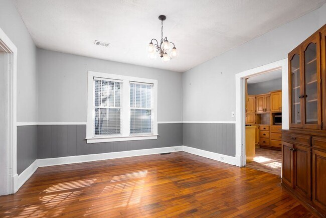 Foto del edificio - 3br/2ba home in the hospital district