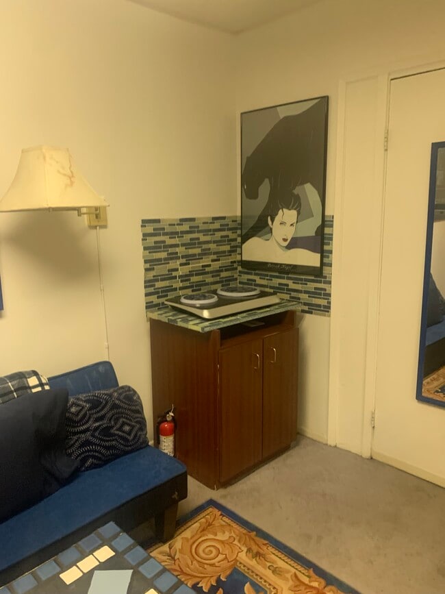 Foto del edificio - 1400 Jessica Ave