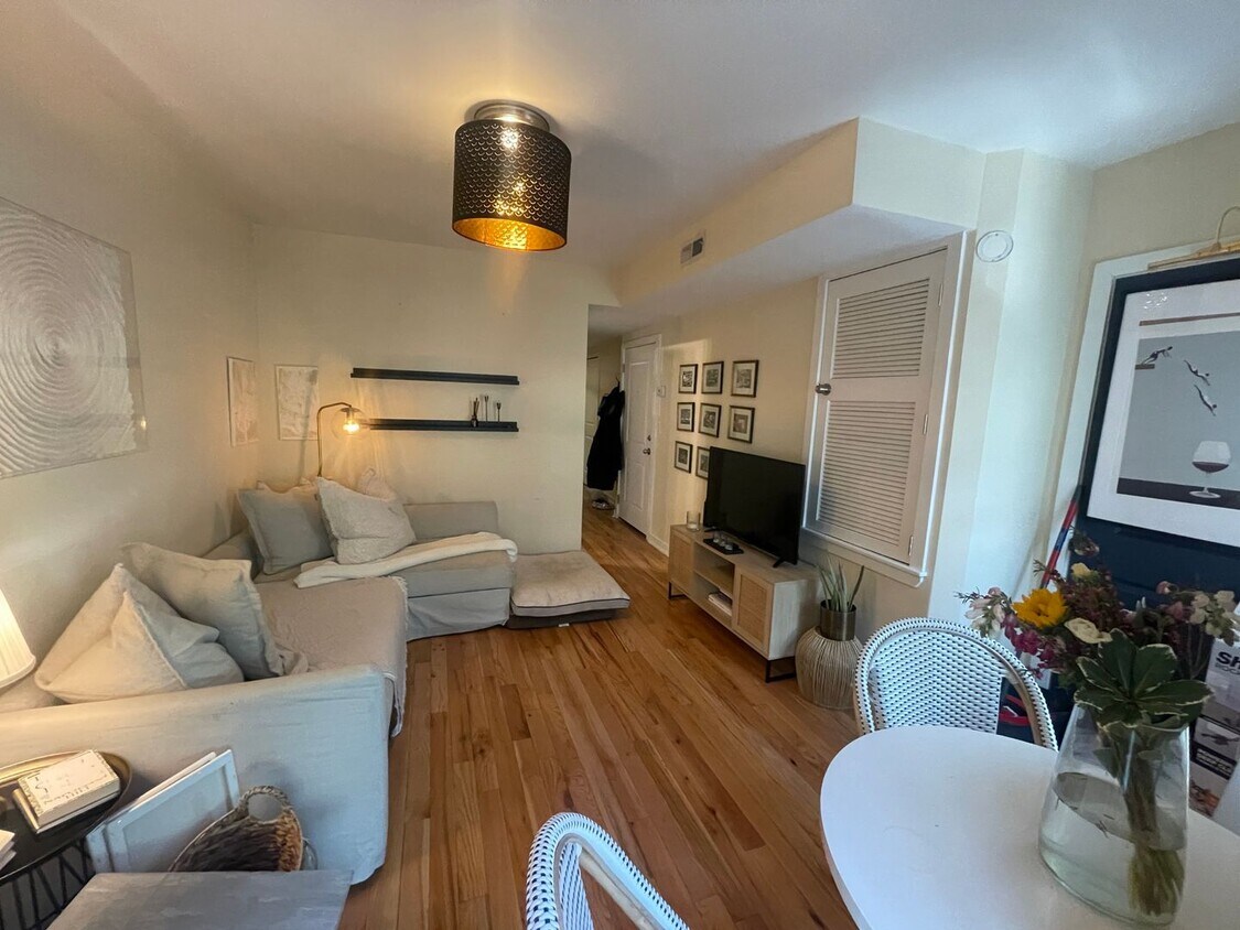 Foto principal - 4444 Cresson St