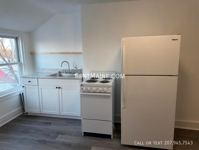 Building Photo - 36 Third St Apt.-6