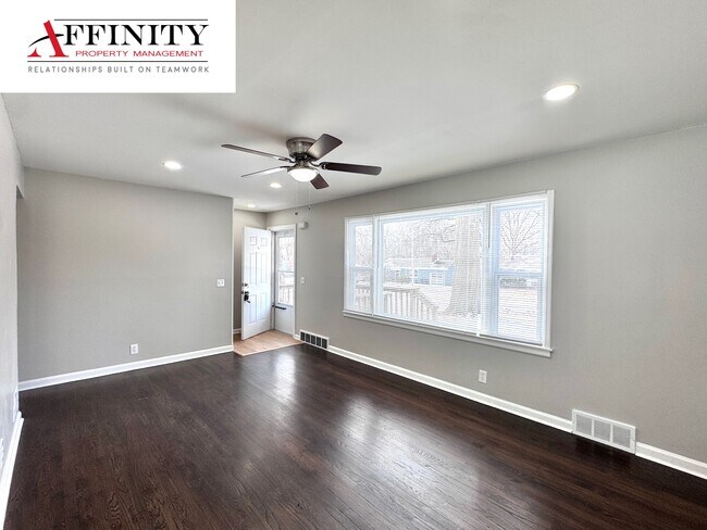 Foto del edificio - 5625 N Amoret Ave