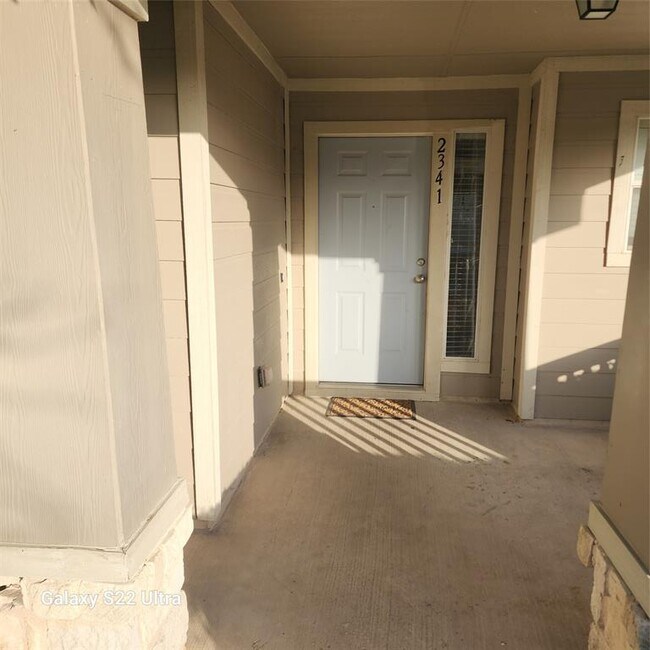 Foto del edificio - 2341 Bluffstone Dr