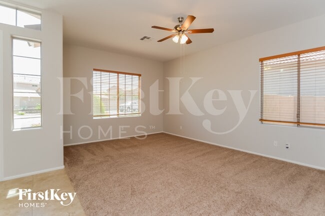 Foto del edificio - 32626 N Cat Hills Ave