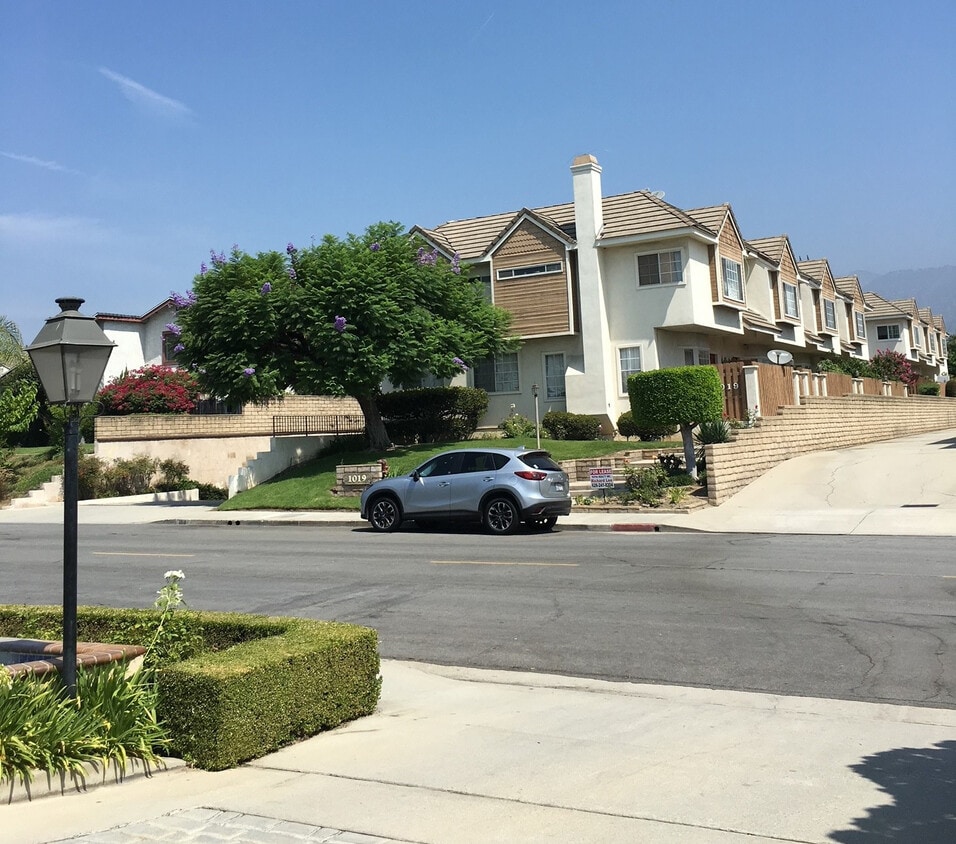 1019 Fairview Ave Unit c, Arcadia, CA 91007 Condo for Rent in Arcadia, CA