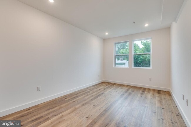 Building Photo - 2617 N 11th St
