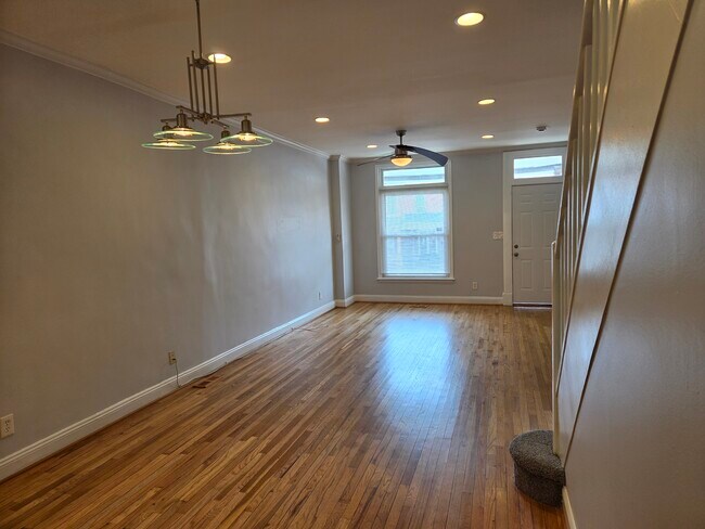 Planta principal - 614 McKewin Ave