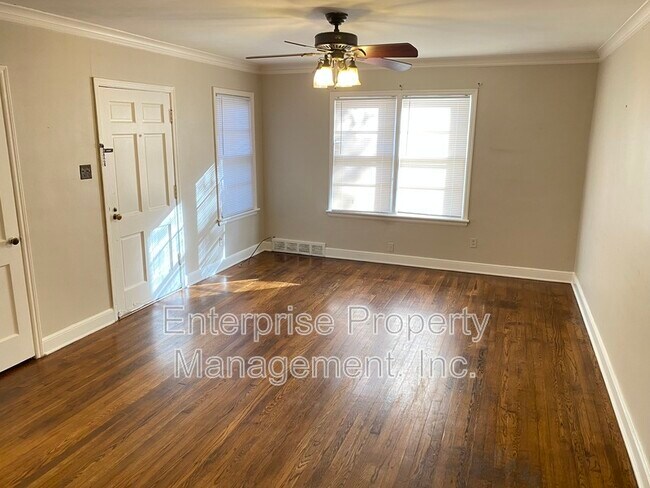 Foto del edificio - 1039 Wingfield Rd