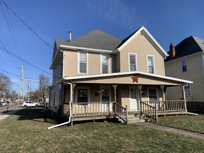 Building Photo - 226 N 21st St