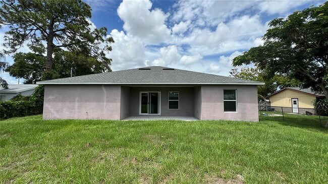 Building Photo - 851 San Filippo Dr SE