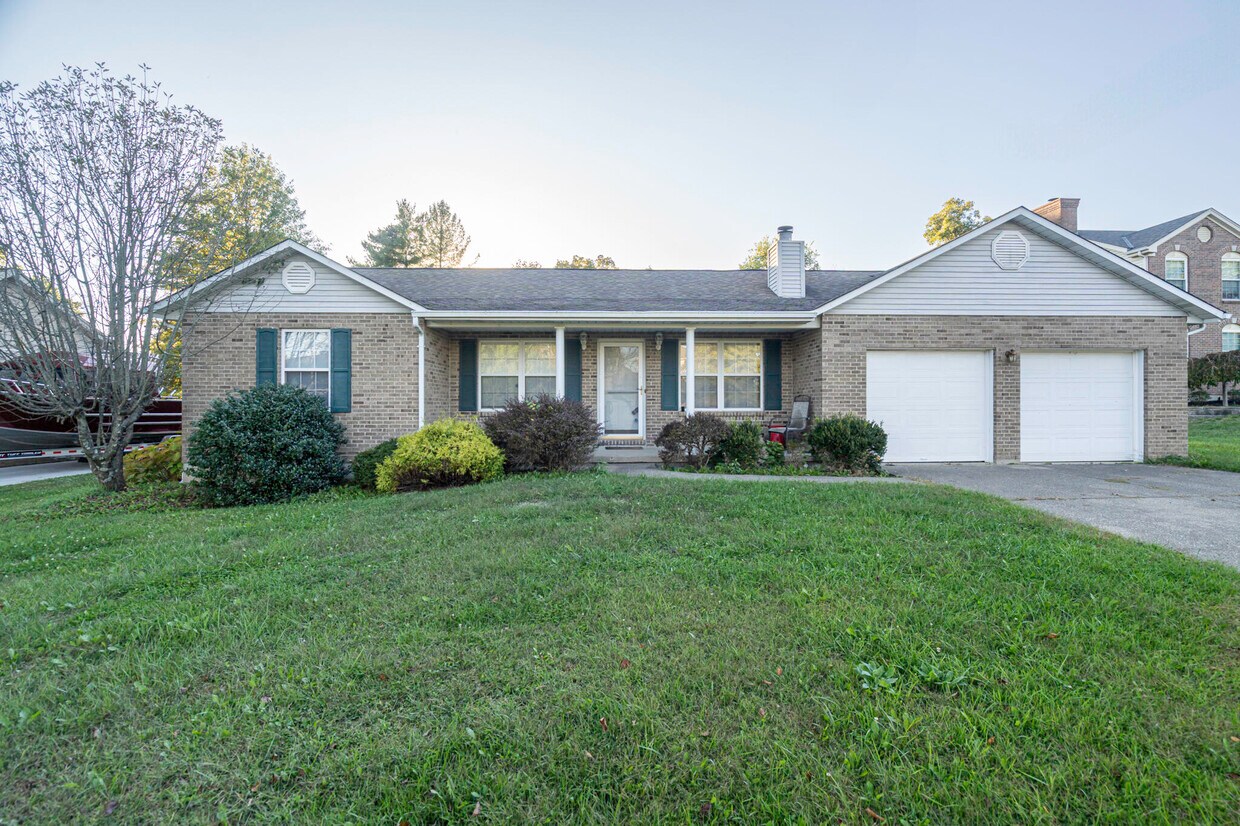 Foto principal - 10449 Travis St