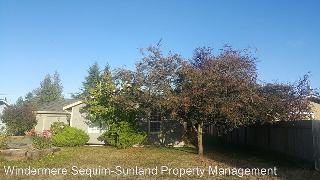 Foto del edificio - 3 br, 2 bath House - 320 Matriotti