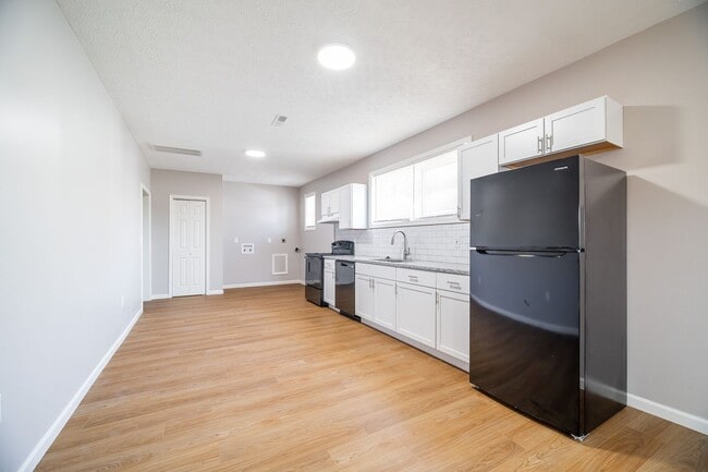 Foto del edificio - Updated 3 Bedroom Home for Rent! Large Yar...