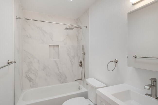 Foto del edificio - 463 25th Ave