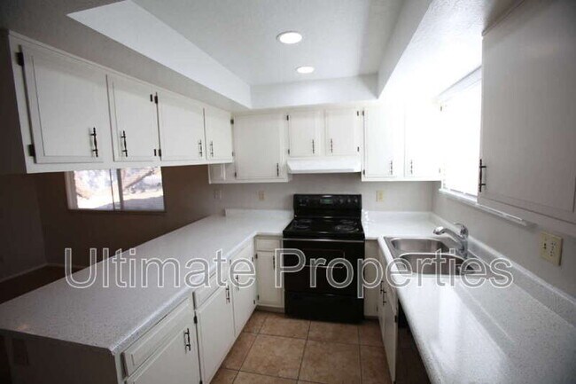 Foto del edificio - 401 W Utopia Rd