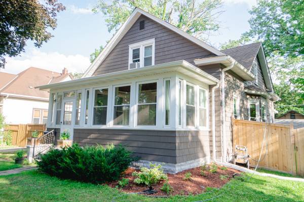 Foto principal - 1044 St Clair Ave