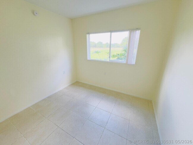Foto del edificio - 1101 Benoist Farms Rd