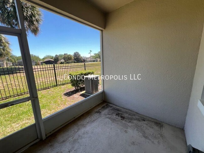 Foto del edificio - 1401 Priory Cir