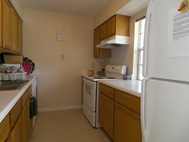 Building Photo - Flairwood Apartments