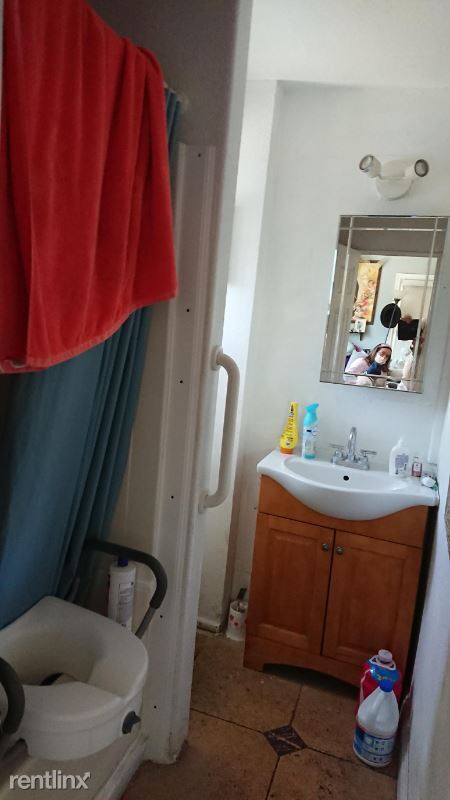 Foto del edificio - 1 br, 1 bath House - 9318 Rush Street